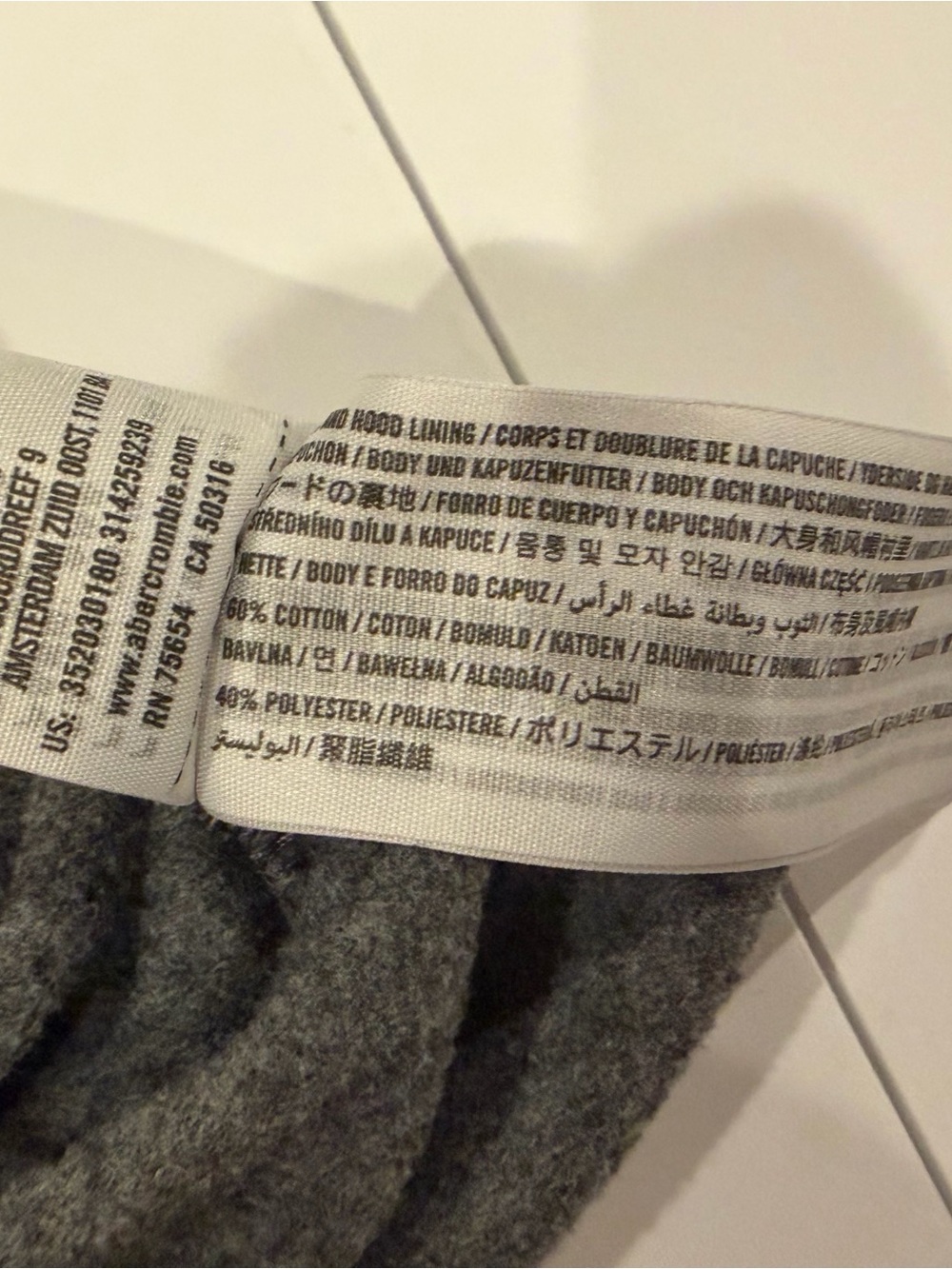 Hollister Co. Cropped Graphic Hoodie – Dark Heather Grey - Size M - Picture 6 of 7